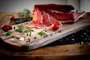 Crnogorski (svinjski) Prsut / Njeguski